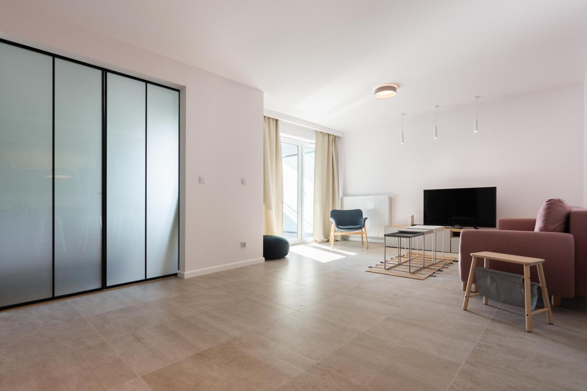 Przestronny Vermelo Parking Apartament
